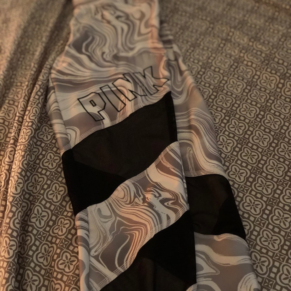 Vs pink leggings